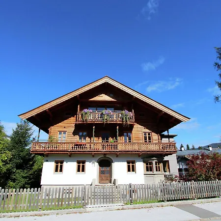 Grete * Sankt Johann in Tirol